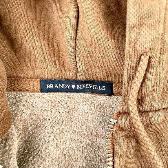 Brandy Melville women’s Tan Zip-Up Sweater - Picture 2 of 3